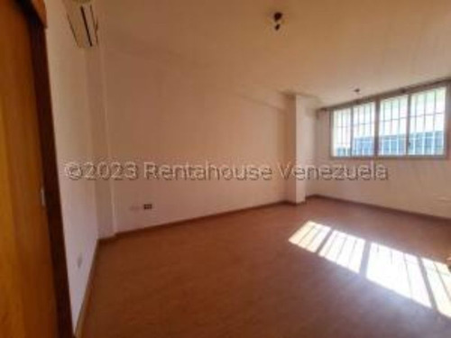 #25-4859 Cómoda, Espaciosa E Iluminada Casa En Los Dos Caminos
