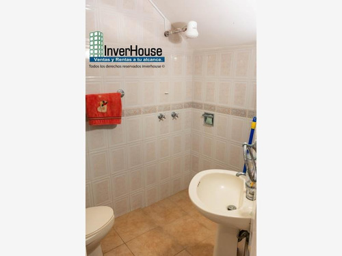 Imagen 8 de 12 de Casa Sola En Venta Venta En Fracc. Flores Magon. A Una Cuadra Del Mar.