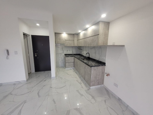 Imagen 9 de 14 de Departamento En Venta En Lanus Oeste