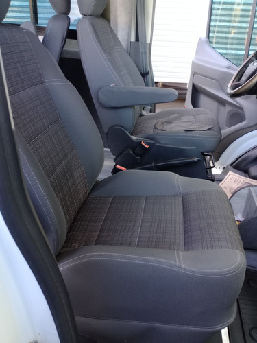 Ford Transit 2.2 Furgon Mediano 350m