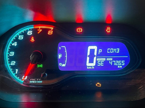 Imagem 9 de 15 de Chevrolet Onix Active 1.4 Flex Lindooo