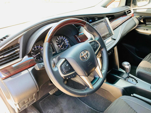 Imagen 7 de 15 de Toyota Innova 2019 2.7 Srv 6at 8a