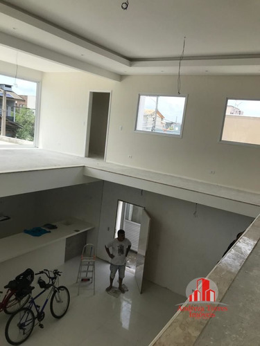 Casa Alto Padrão À Venda Em Tremembé/sp - 1021