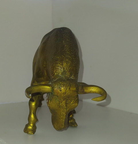 Figura De Toro En Bronce, Usado En Excelente Condiciones