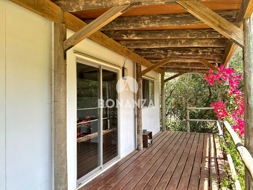 Imagen 2 de 17 de Casa En Venta En Playa Hermosa, Piriápolis. 2 Dormitorios, 1 Baño. Oportunidad!