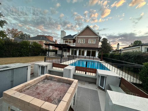 Importante Casa En Venta En Saint Thomas Sur 4 Dormitorios Escritorio Y Dependencias