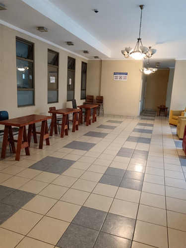Metro Sta Isabel Un Dormitorio Amplio Equipado Con Terraza