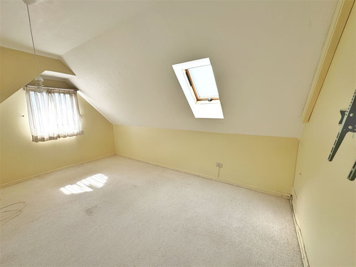 Casa En Arriendo De 5 Dorm. En Huechuraba