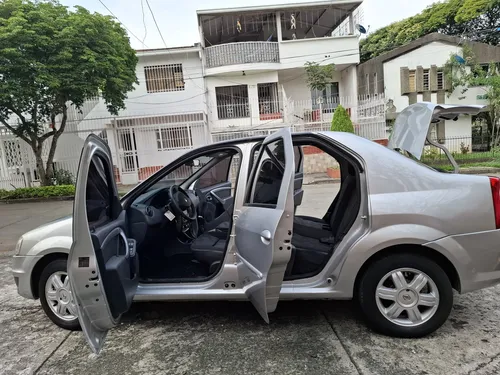 Renault Logan 1.6 Dynamique