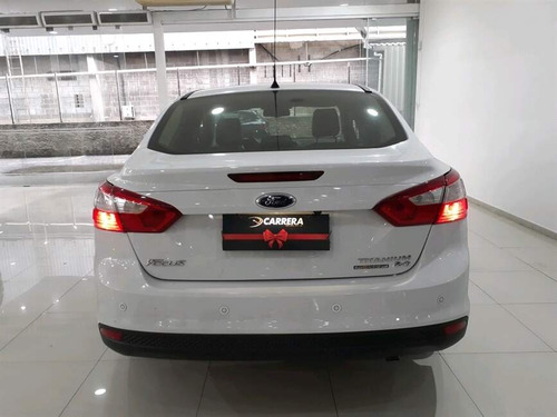 Ford Focus 2.0 TITANIUM SEDAN 16V FLEX 4P AUTOMÁTICO