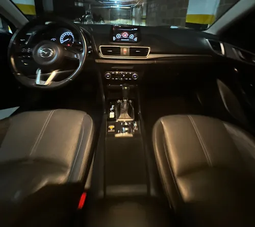Mazda 3 2.0 Touring At