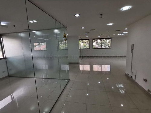 Se Vende Oficina En Los Dos Caminos