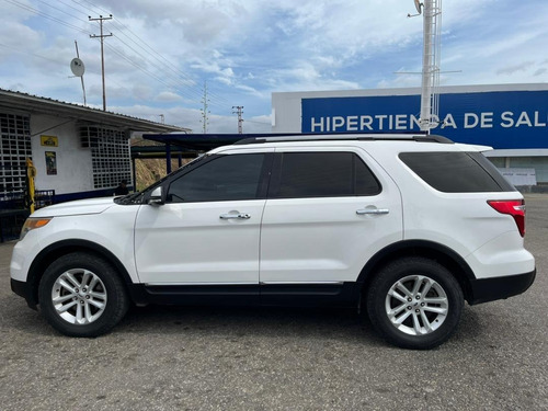 Imagen 8 de 16 de Ford Explorer