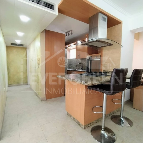 Imagen 1 de 9 de Apartamento En Venta Lecheria - Resd. Valentina - 04147810288