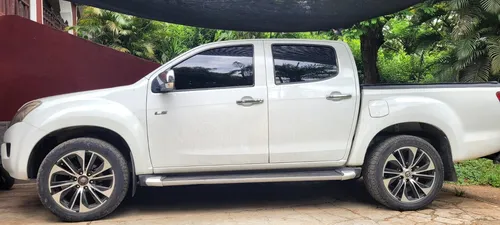Chevrolet D-max