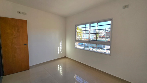 Departamento 2 Ambientes- Alquiler- San Justo.-