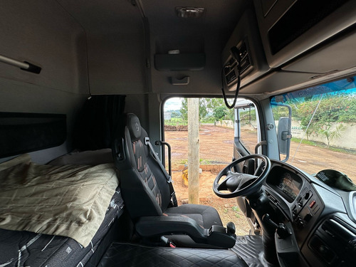 Vendo: M. Benz Atego 2430 Bitruck 8x2 Teto Alto + Cabine Est