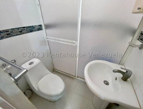 Milagros Inmuebles Casa Venta Barquisimeto Lara Av Libertador Zona Este Patarata Economica Residencial Economico Código Inmobiliaria Rent-a-house 24-13154