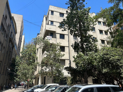 Estupenda Oficina Ubicada En Pleno Barrio Cívico Santiago 