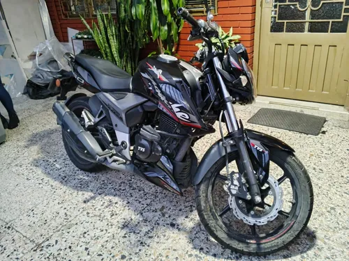 Vendo Tvs Apache Rtr 160 4v Modelo 2021 En Excelente Estado