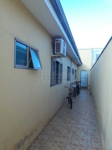 Imagem 4 de 6 de Venda De Casas / Padrão Na Cidade De Araraquara 10701
