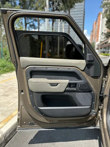 Land Rover Defender Blindada 2020