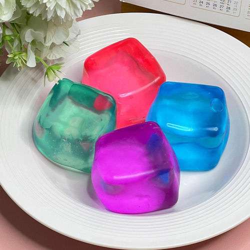 Cubos De Hielo Apretando Juguete Divertido Y Relajante Rosa