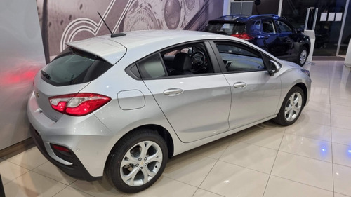 Imagen 23 de 25 de Chevrolet Cruze 5 Puerta Lt At Jp