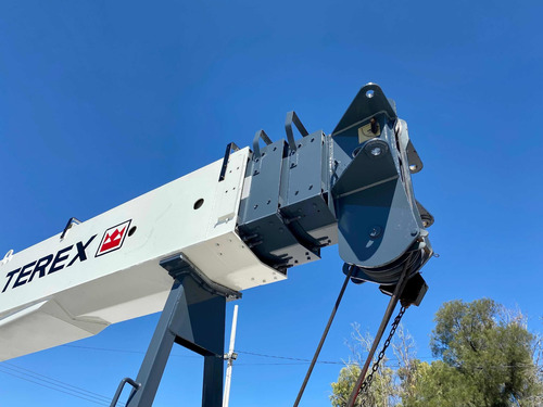 Imagen 14 de 15 de Grua Titan Terex Bt4792 De 23.5 Ton En Sterling Lt8500 2007
