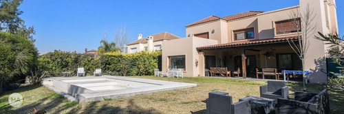 Imagen 1 de 30 de Casa 3 Dormitorios Piscina Jardín Fisherton Rosario