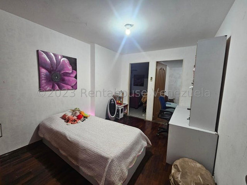Venta De Apartamento En La Alameda