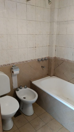 Imagen 13 de 15 de Duplex De 2 Amb. C / Cochera