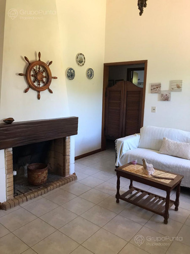 Casa En  Venta Tio Tom Punta Ballena