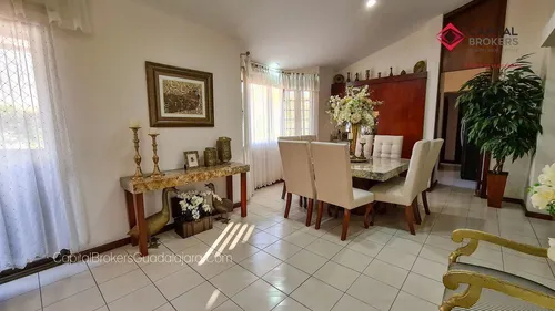 Casa En Venta En Providencia Espacios Amplios
