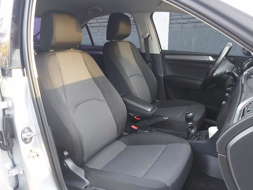 Imagen 10 de 15 de Seat Toledo 2018 1.4 Style Dsg