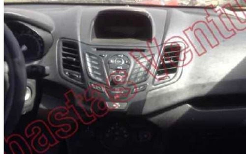 Ford Fiesta Desarmó Por Partes