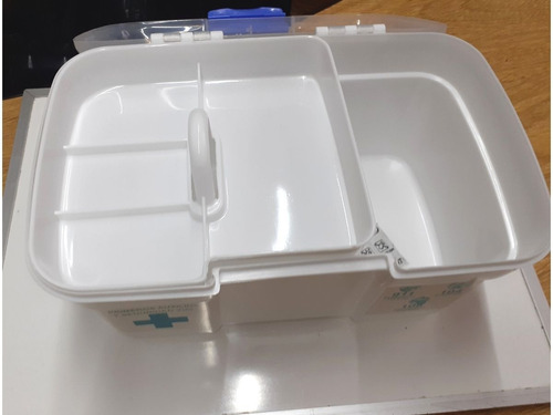 Imagen 4 de 7 de Caja Botiquín Primeros Auxilios Y Curaciones Buena Calidad !
