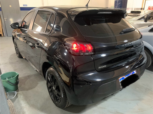 Peugeot 208 1.6 Style Tiptronic