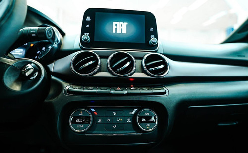 Fiat Cronos 1.3 Drive Mt