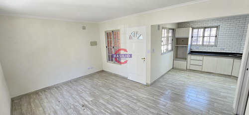 Venta Ph 3 Ambientes Con Patio En Rafael Obligado Al 5600, Carapachay