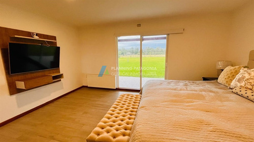 Casa En Venta De 4 Dorm. En Frutillar