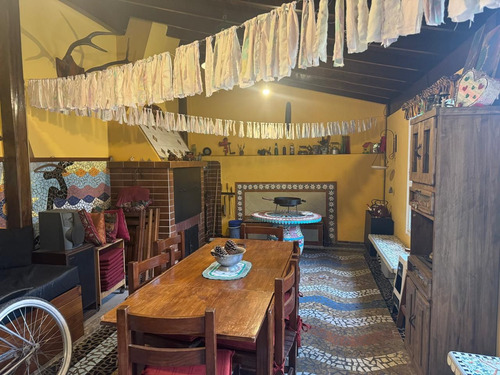 Venta Casa 2 Amb. Parque, Pileta, Quincho,p.leloir Ituzaingo