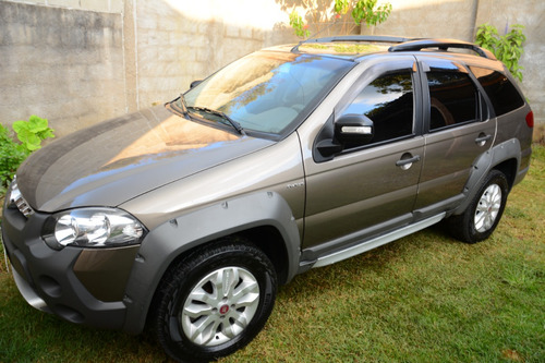 Fiat Palio Adventure 1.8 16v Flex Dualogic 5p