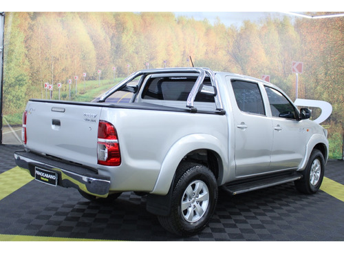 Toyota Hilux 2.7 SR 4X2 CD 16V FLEX 4P AUTOMATICO