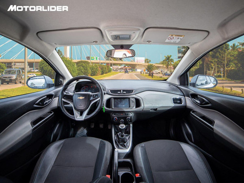 Imagen 9 de 25 de Chevrolet Onix Lt 1.0 Extra Full | Permuta / Financia