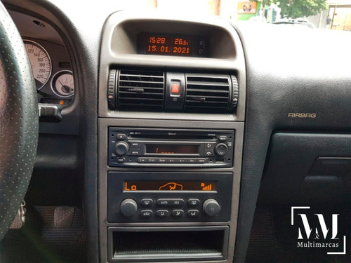 Chevrolet Astra 2.0 Advantage Flex 2011