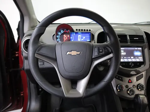 Chevrolet Sonic LT 1.6 TP 4AB ABS CT 5P