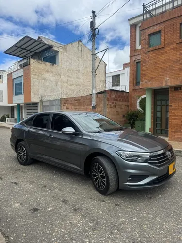 Jetta Confortline 2020