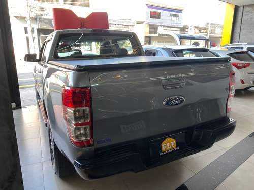 Ford Ranger 2.5 XLS 4X2 CD 16V FLEX 4P MANUAL