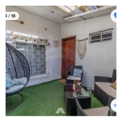 Vendo Casa Con 2 Apartamentos En Un Mismo Padron, Buceo.